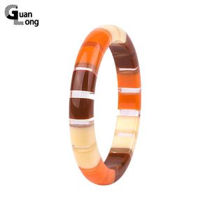 Guanlong Nouvelle Mode Gradient Rayé Résine Acrylique Artisanat Bracelet Bracelets pour Femmes et Filles Cadeaux À La Main Bijoux De Mariage Q0719