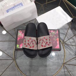 Designer Luxe Slides Damesslippers Correct Flower Printing Leer dames Slippers zwart Wit Rood Met OG box Stofzak Mode Heren schoenen sandalen