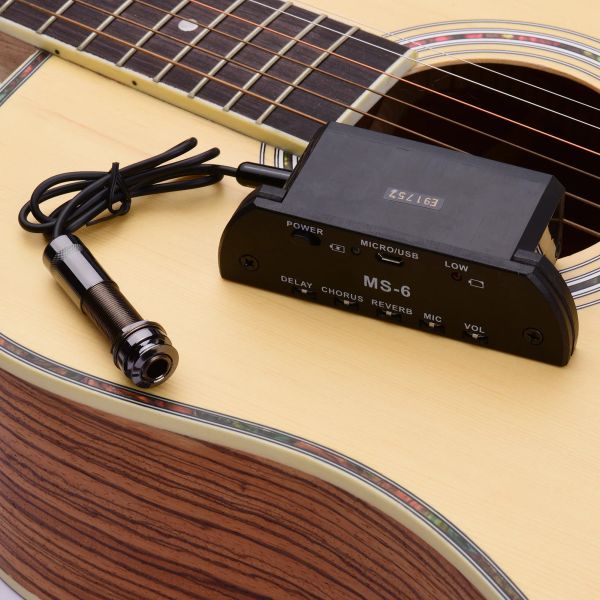 Guitare acoustique Pickup de guitare Resonance Pickups Système de préampli avec batterie rechargeable pour ajustement de la guitare acoustique pour microphone
