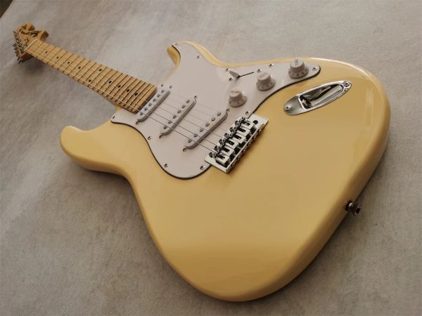 Guitarra Guitarra eléctrica Diapasón de arce festoneado 22 trastes Ranura profesional Alta calidad Yngwie Malmsteen Crema Guitarras