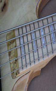 Guitar Factory Custom Natural Wood Burl Patroon 24 Frets 5 Strings Electric Bass Guitar Ash met Taiji Patroon1492984