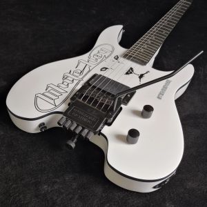 Gitaar headless elektrische gitaar witte kleur stevige body gewatteerd esdoorn fineer cover gitaar, gratis verzending