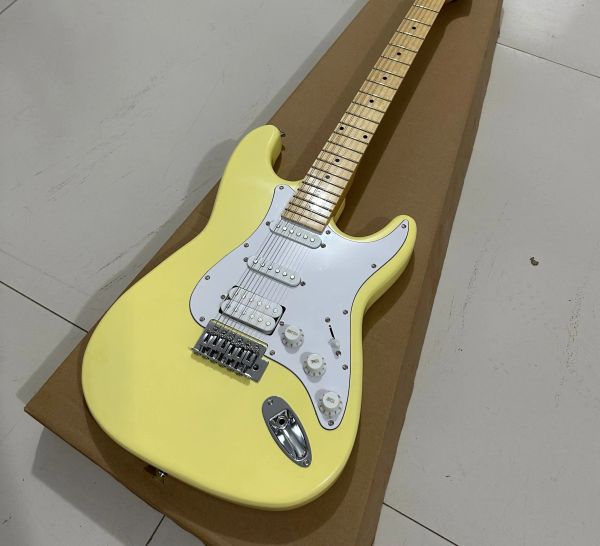 Guitare St Guitare électrique, couleur jaune crème, touche Scollop, corps en acajou, livraison gratuite