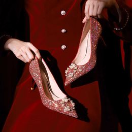 Guiyi – chaussures de mariage en cristal rouge pour femmes, robe de mariée Hexiu à deux vêtements, chaussures de mariée à talons hauts de mariage chinois, nouvelle collection 2023, 231026