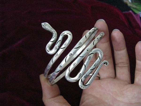 Guizhou Miao joyería mano pulsera de plata anillo de brazo placa pulsera de serpiente plata para mujeres 231220