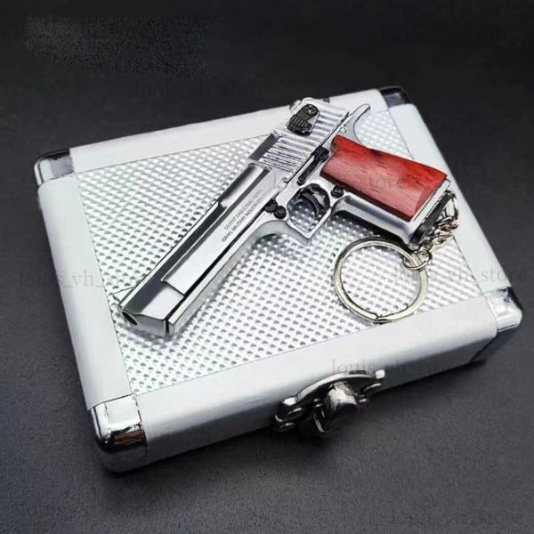 Jouets pistolet 1/3 alliage Desert Eagle porte-clés modèle de pistolet poignée en bois pendentif pistolet plaqué or mini pistolet pour enfants adultes cadeau T240314