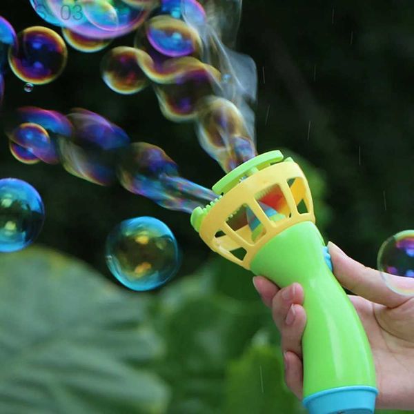 Pistola de juguete para niños, juguetes al aire libre, juguetes para niños, juguetes para soplar agua, pistola de burbujas, soplador de burbujas de jabón, juguetes para niños, juguetes de colores aleatorios para niños YQ240307