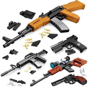 Gun Toys Gun Toys Barrett 98K MP5 QBZ95 fusil militaire revolver M4 Desert Eagle pistolet machine peut tirer balle brique jouet pistolet 2400308