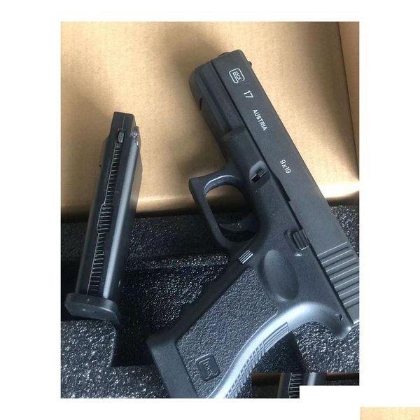 Pistola juguetes pistola juguetes G17 pistola suave manual juguete espuma dardo blaster realista tiro modelo armas neumáticas para adts niños juego al aire libre dro dhhfm