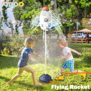 Pistolet jouets espace Jet arroseur filature volant Splash jouant à l'eau jouet été en plein air lanceur hydrodynamique jouet de bain pour enfants STEM240327