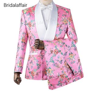 Gwenhwyfar Nieuwe Ontwerpen Custom Made Bruidegom Tuxedo Roze Bloemen Gedrukt Mannen Pak Set Voor Bruiloft Prom Heren Pakken 2 Stuks 2018 Jas Pan309S