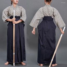 Gym kleding zomer unisex hoogwaardige Japanse kendo -uniformen dobok iaido pakken hakama aikido hapkido kleding