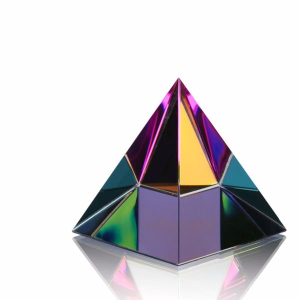 HD 2 '' Égypte Pyramide de cristal égyptien Presse-papiers dans une boîte cadeau Feng Shui de guérison énergétique avec lingettes en cristal gratuites Décoration d'intérieur 210318
