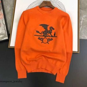 H Hoodie Femme Prillers Designer Fashion Tricoting Pulllaon Couple de broderie Dragon Carriage Modèle Cashmere Business Casual Round Nou Luxury H Pullor Top 884