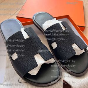 H Sandale Sandale Sandale Sandales Européen Designer sandale Sandale Brandage Brand de plage Cuir Fashion Indoor and Leisure Men's Slippers Saison Large One Word Slipper 7B1
