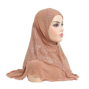 H126 alta calidad tamaño mediano 65 * 60 cm musulmán amira hijab con encaje en bufanda islámica envoltura para la cabeza bufandas para orar sombreros para mujer 240301