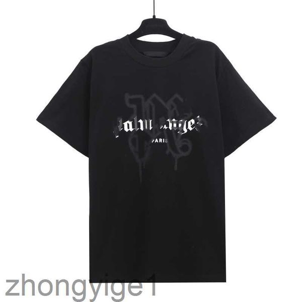 Haikyuu Designer T-shirt New Style Men Femmes Femmes à manches courtes Tshirts Luxury Fashion CHIRT