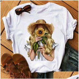 Haikyuu Designer T-shirts Summer Fashion Trendy July Femmes Vêtements extérieurs Voyage décontracté Loose-manches courtes Sweats Swegers Rendre les t-shirts graphiques 726