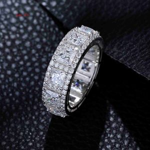 Diseños de anillo de piedra de Hailer Joyas Bodas de halo de plata esterlina Banda Moissanite hombre