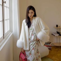 Manteau de vison imitation femme Haining, version coréenne, manteau de fourrure à col en V à la mode et mince 396426