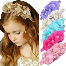 Accessoires de cheveux 100pcs princesse enfants triple mousseline de soie fleurs bandeau bébé filles élastique peal bandeau pour la photographie
