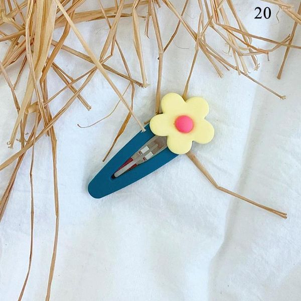 Accesorios para el cabello 2023 horquillas coreanas de moda flor bonita resina dibujos animados niños tocado Color caramelo horquillas hechas a mano para niñas
