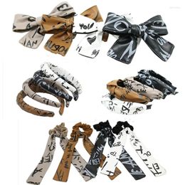 Accessoires pour cheveux 2024 IMPRESSION HIVER Styles en cuir Bow CLIP Girls Pony Fashion