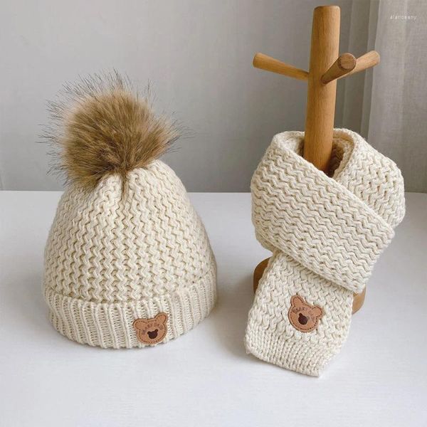 Accesorios para el cabello Otoño Invierno 2 Unids Nacido Bebé Sombreros y Bufanda Acrílico Lindo Oso Bordado Gorro Cálido Infantil Punto para Niños Niñas 0-6Y