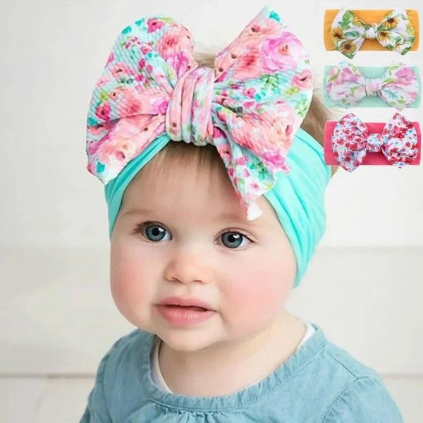 Accessoires de cheveux bébé imprimé fleuri arc en nylon élastique doux né bandeaux pour fille chapeaux pour enfants infantile enfants foulard