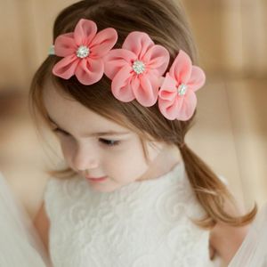 Haaraccessoires Baby Girls Pearl Diamond Hairband Born Bands Sewing 3 Flowers Hoofdband Kinderen voor hoofdtrainer