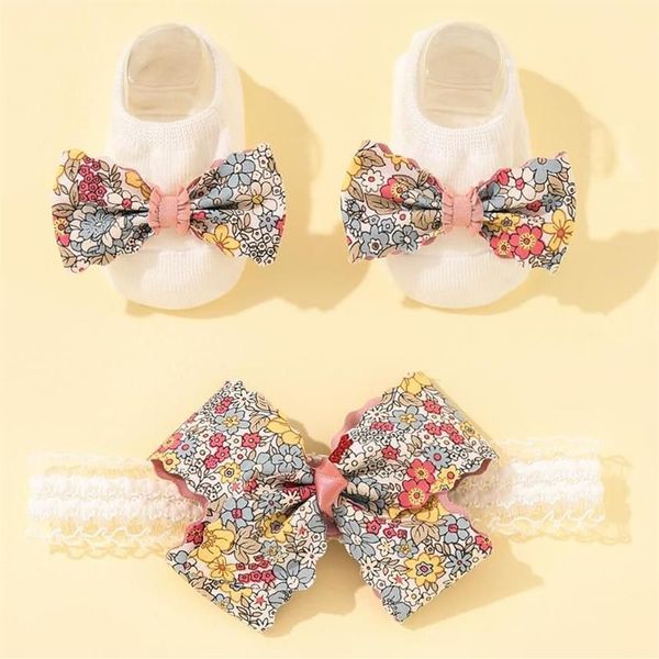 Accesorios para el cabello Lovely Pearl Bows Born Baby Girl Diadema Calcetines Set Lace Flower Band Turban Little244e