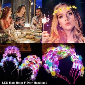Haaraccessoires Lichtgevende haarbandornamenten Halloween-kroonbloem Kerstfeestdecoratie Gloeiende LED-krans Oplichtende hoofdband