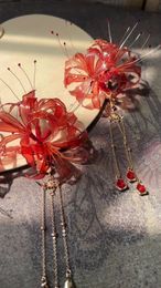 Pinces à cheveux Barrettes 1 pièces gland Lycoris Radiata fleur pince à la main style ancien épingle à cheveux Hanfu Cheongsam accessoire fille cadeau 231207