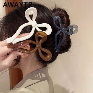 Haarclips Barrettes Awaytr Ponytail Bow Big Hair Claw Crab Accessoires Dames Solid Acryl Knoop Clip Girls Emmer Girls Emmer