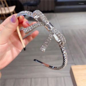 Pinces À Cheveux Barrettes Arc Bandes Pour Femmes Avec Strass Métal Brillant Argent Coiffe Coréenne De Mariage Pince À Cheveux Barrette Accessoire De Mode