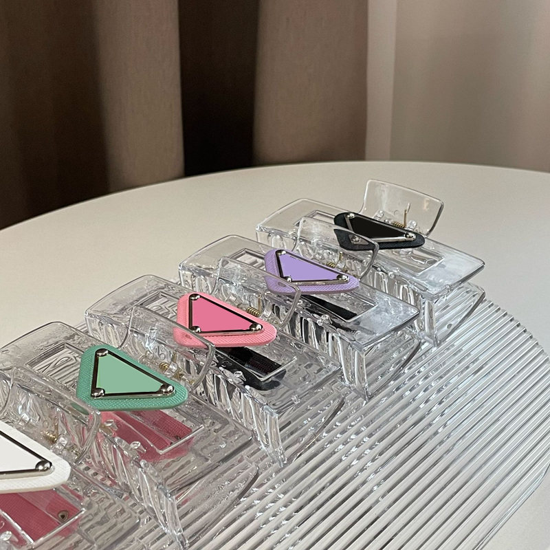 Hair Clips Barrettes Charm Crystal Triangle Hair Clips Boutique Barrette p Letter Hairpin Women Girl Hairaccessories Designer Fashion Jewelry Party 24