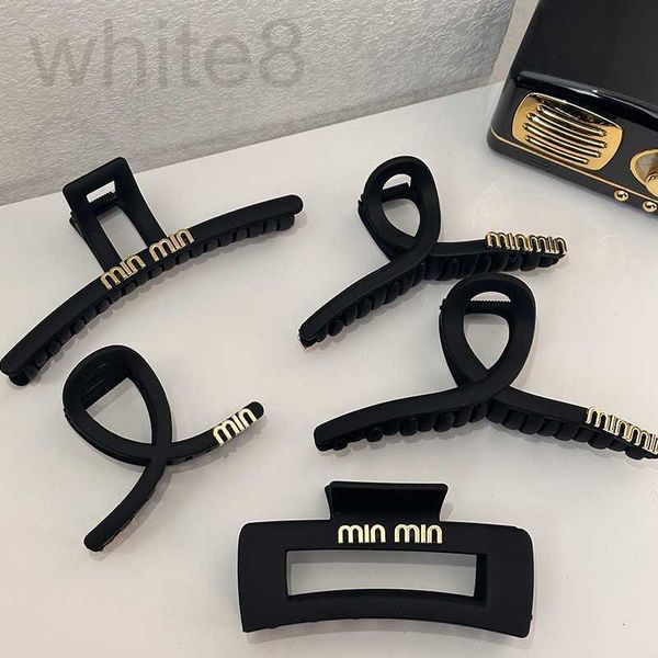 Clips de cabello Barrettes Diseñador Negro Gran cabello rizado Grande para mujeres, rojo de malla, ropa de cabeza del mismo estilo, retroceso de cabeza, tiburón 1ac