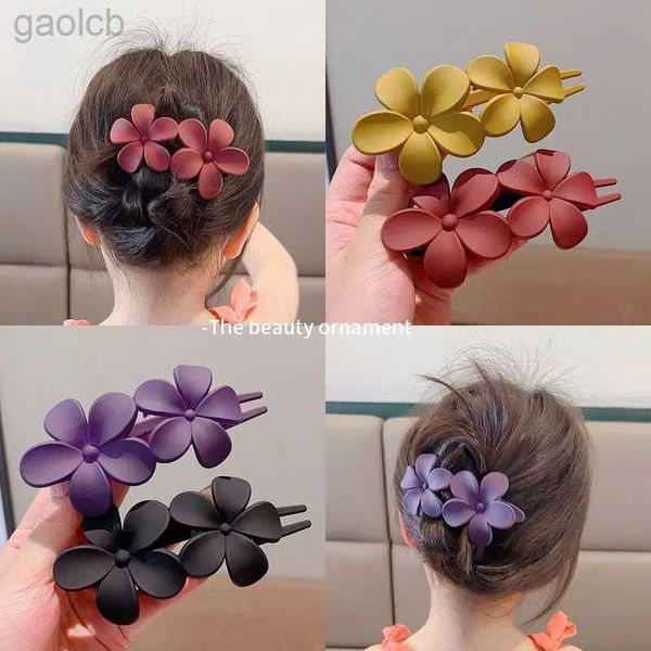 Clips de cheveux Barrettes Fashion Flower Clip Hair Claws Pas de glissement Matte Hair Claw Clips For Women Thin épais boucles Coiffes Girls Girls Accessoires de cheveux 240426