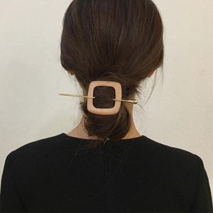 Haarclips BARRETTES NATUURLIJKE HOUT SQUARE KUNKTEKKEIDEN 2021 Originele Koreaanse eenvoudige accessoires Charmante sieraden Femme Bijoux cadeau