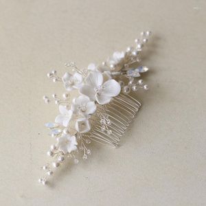 Pinces à cheveux peigne de mariée en céramique pièce florale or argent couleur perles bijoux de mariage à la main femmes casque