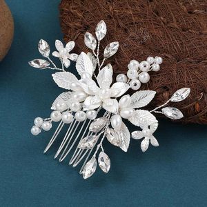 Pinces à cheveux mariée peignes de mariage argent plaqué métal fleur épingles à cheveux côté perle artificielle coiffes pour femmes bijoux de fête