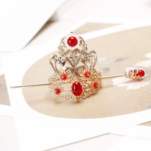 Clips de cheveux Tiaras chinois Golden Stick 2024 Vintage Hairpin Pearl Red Crystal Crown Headpiece Retro Han Costume Party Head Bijoux