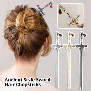 Clips de cheveux Creative Sword Ruby Pendante Épingles à cheveux vintage chinois bâtons punk accessoires Femme Fendy Hairpin Dish Pin Style A9A9