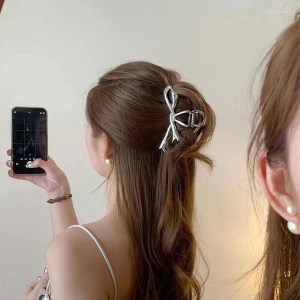 Pinzas para el cabello para mujer, elegantes accesorios metálicos de sección de mariposa para mujer, joyería de regalo adecuada para uso diario, Europa y América