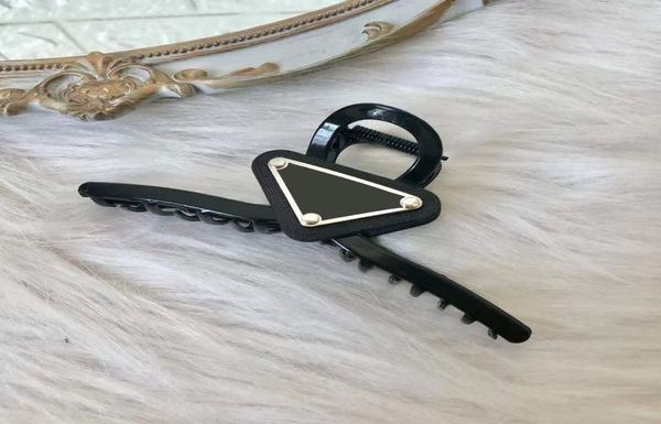 Clips de cabello Fashion Women Elegante negro hueco geométrico metal cabello Cañador de cabello vintage accesorios para el cabello 5932607