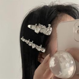 Pinces à cheveux Design futuriste pince de Niche Style minimaliste strass bec de canard métal côté lave pour femmes accessoires