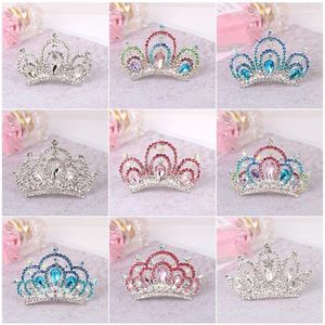 Hair Clips Girls Mini Crowns Combaring Shining Rhinestone hoofdtooi Princess Crown Ornamens Party Bruiloft Juwelen Accessoires Geschenk