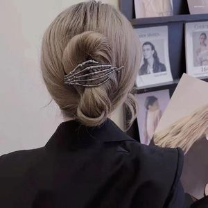 Pinces à cheveux gothiques pour femmes, épingle à cheveux en os de main de crâne, sombre, créative, Cool, tendance, accessoires de fête d'halloween, cadeau, 2024