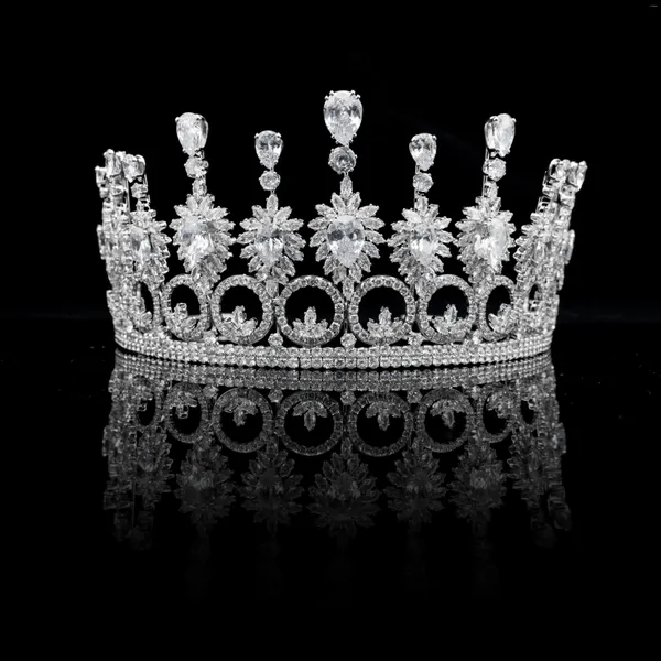 Pinces à cheveux GS0198 Design Européen À La Main En Cristal De Mariée Coiffe Style Noble Goutte D'eau Forme Cubique Zircone Couronne Diadème Pour Le Bal