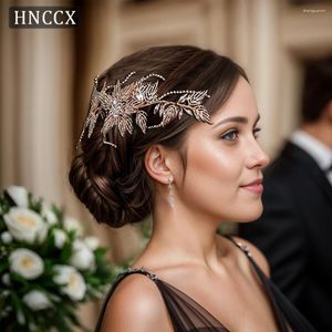 Haarclips HNCCX BRIDAL HOOFDBAND Legering Blad Bruid Headpiece Rhinestones Vrouw Accessoires Golden Princess Hoofdtooien CP380